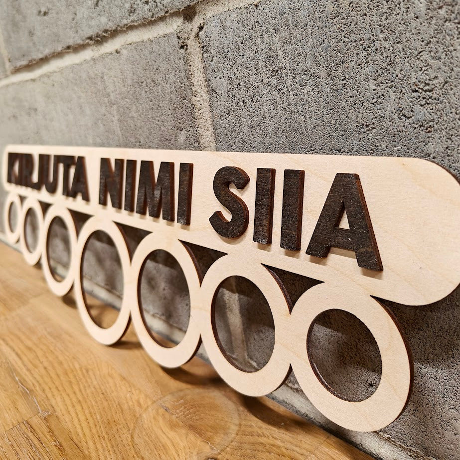Personaalne medalihoidja seinale
